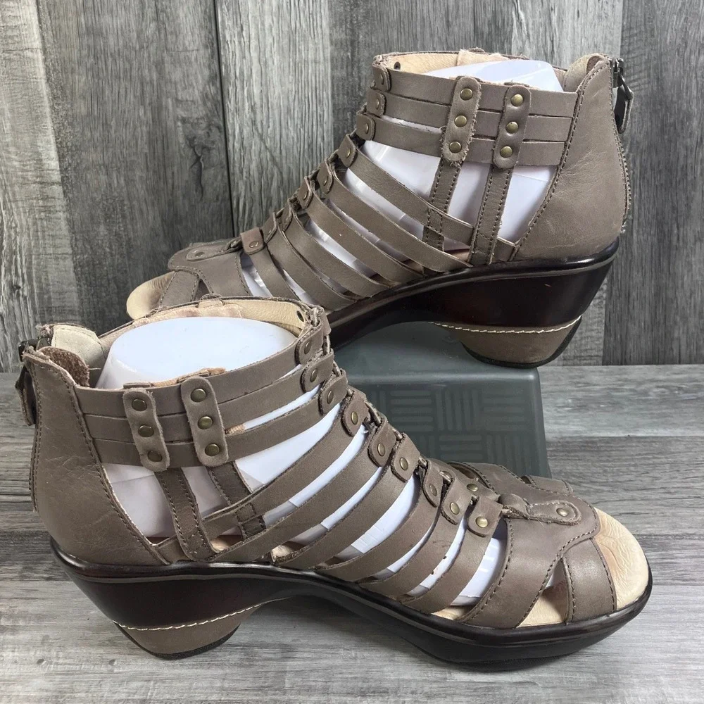 Jambu Sugar Women 8M Taupe Leather Strappy Gladiator Wedge Sandals WJ12SUG50